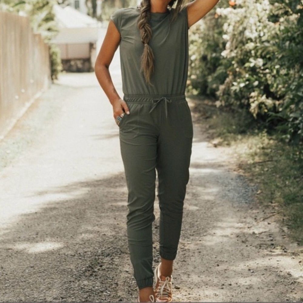 Albion Fit Cap Sleeve Jumpsuit Olive Elastic Waist One Piece Size Medium Travel